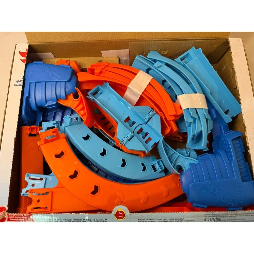Hot Wheels Ultra Hots Blast Launch Face-Off Track Set Mattel Orange Blue Loop
